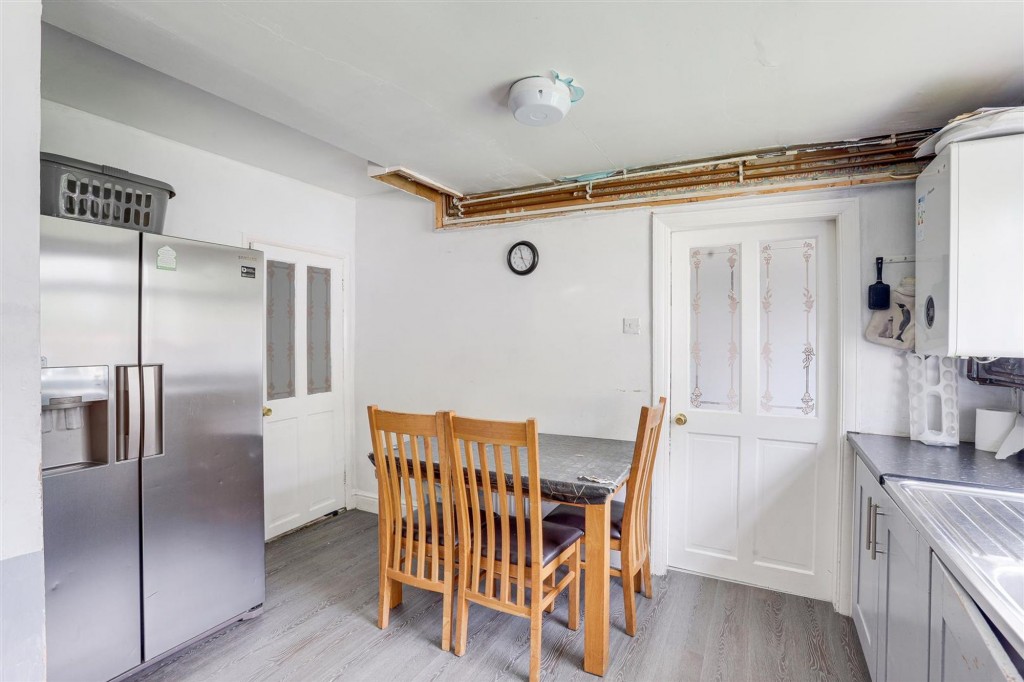 Dovedale Road, Nottingham, NG3