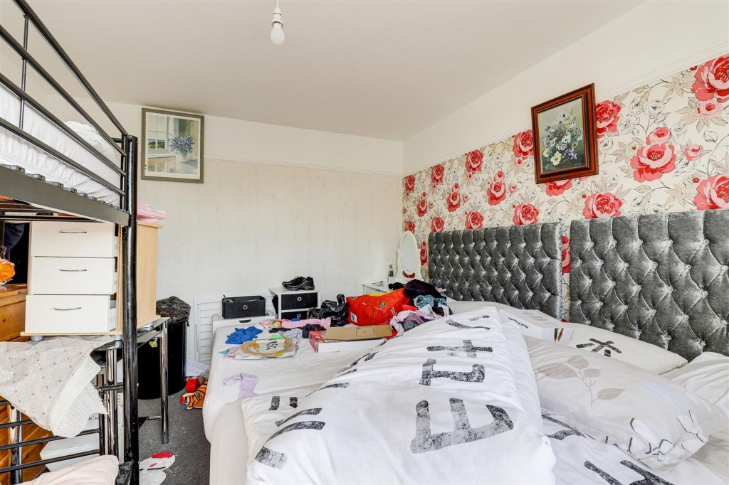 Dovedale Road, Nottingham, NG3