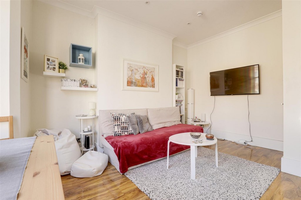 Burns Street, Nottingham, NG7