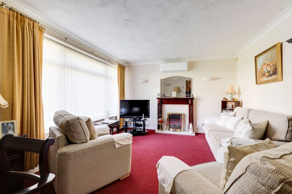 Abbotsbury Close, Nottingham, NG5