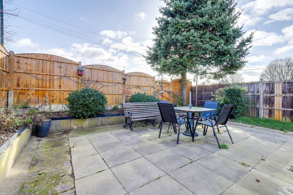 Abbotsbury Close, Nottingham, NG5