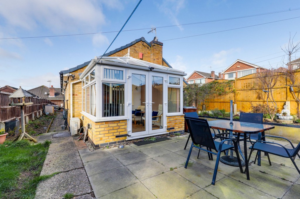 Abbotsbury Close, Nottingham, NG5