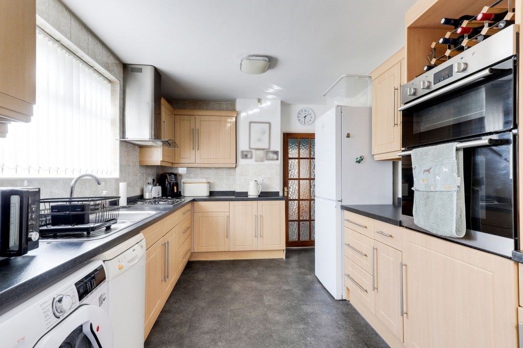 Abbotsbury Close, Nottingham, NG5