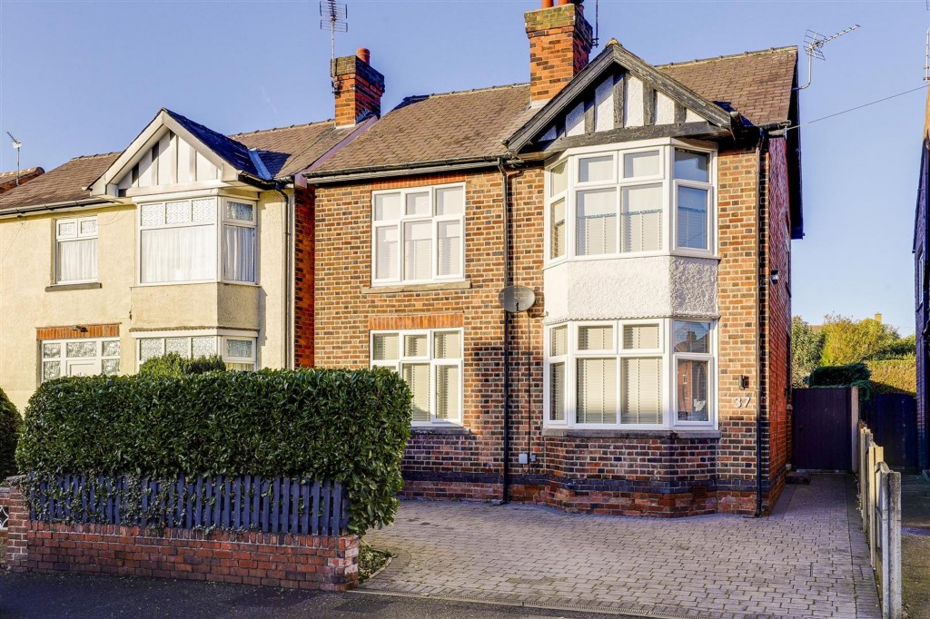 Ratcliffe Street, Eastwood, NG16