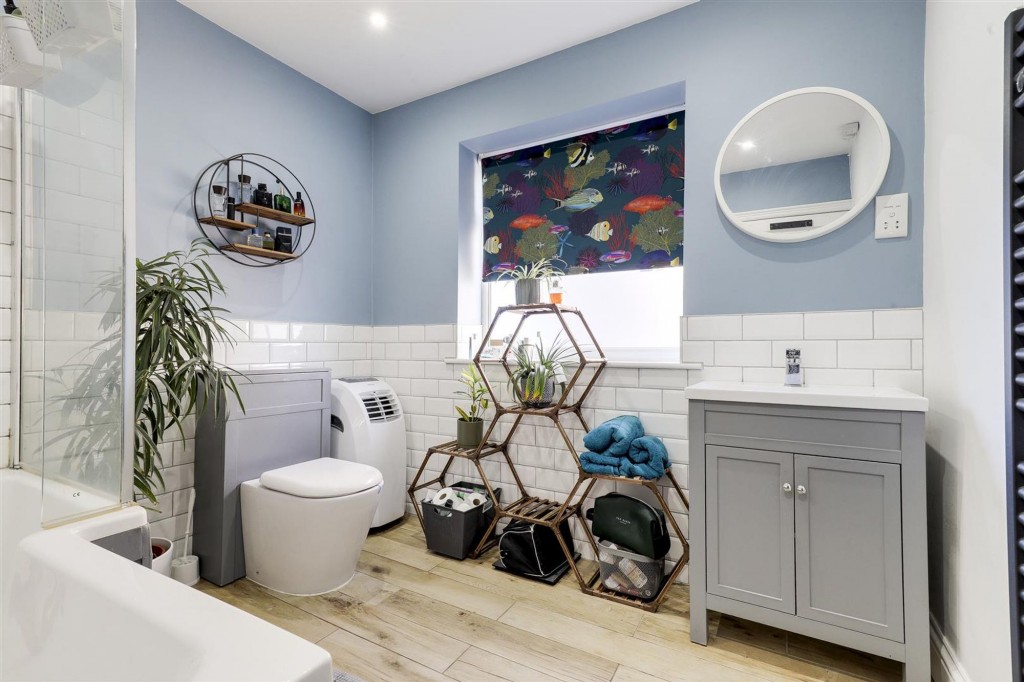 Ratcliffe Street, Eastwood, NG16