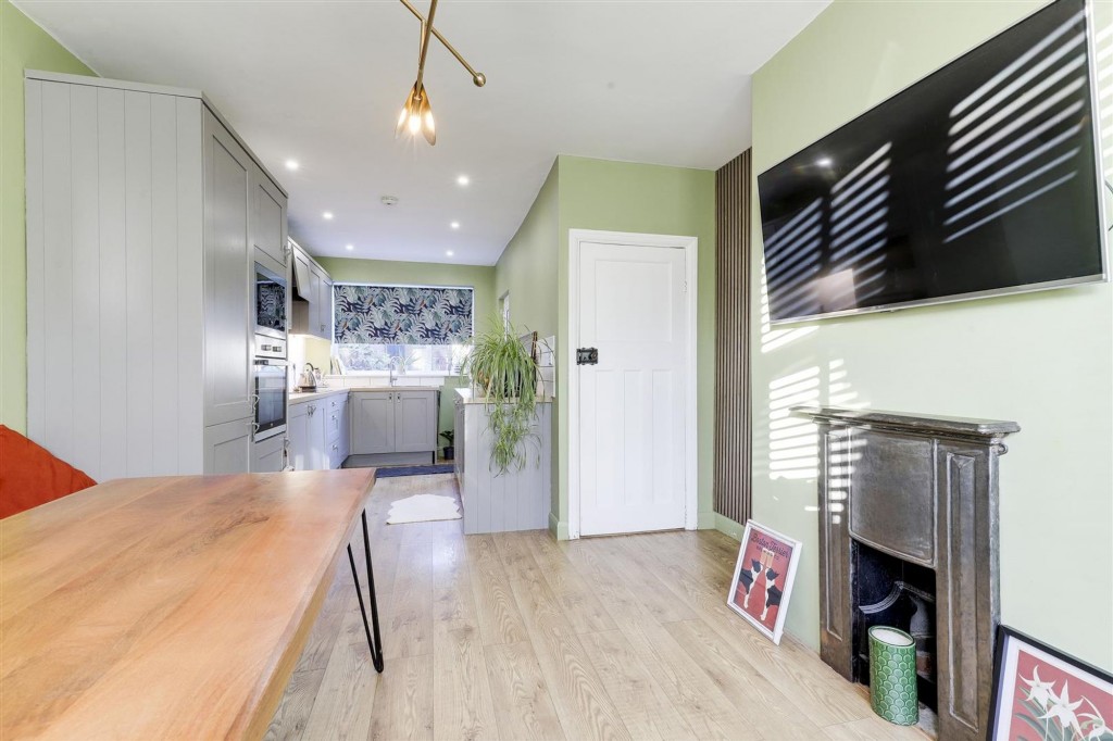 Ratcliffe Street, Eastwood, NG16