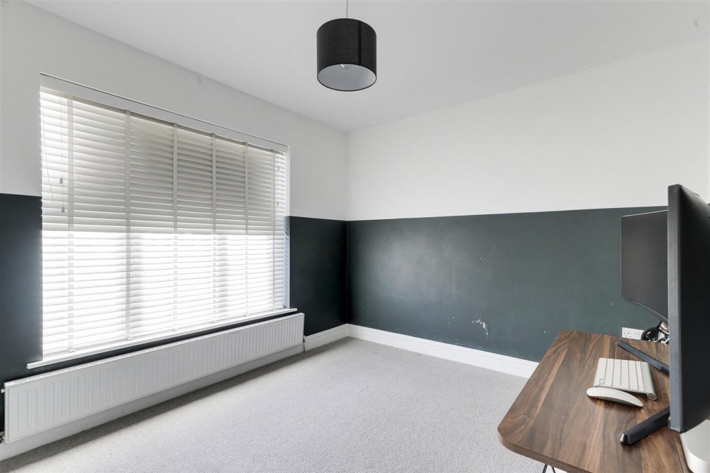 Ratcliffe Street, Eastwood, NG16