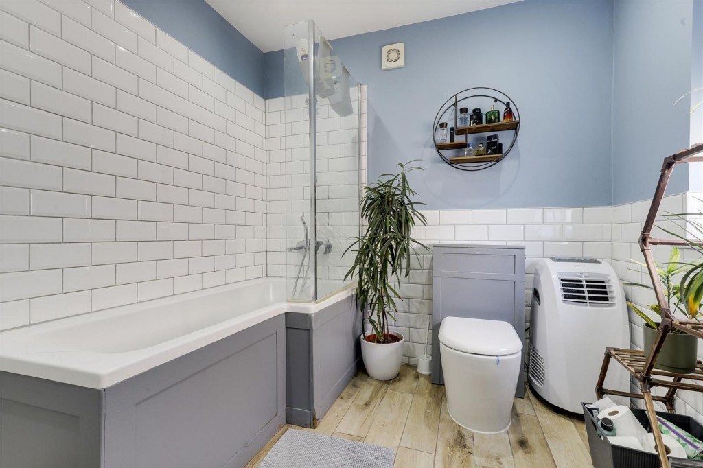 Ratcliffe Street, Eastwood, NG16