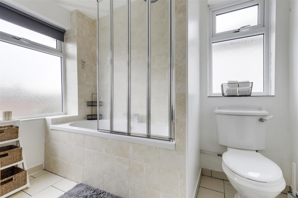 Main Road, Gedling, NG4