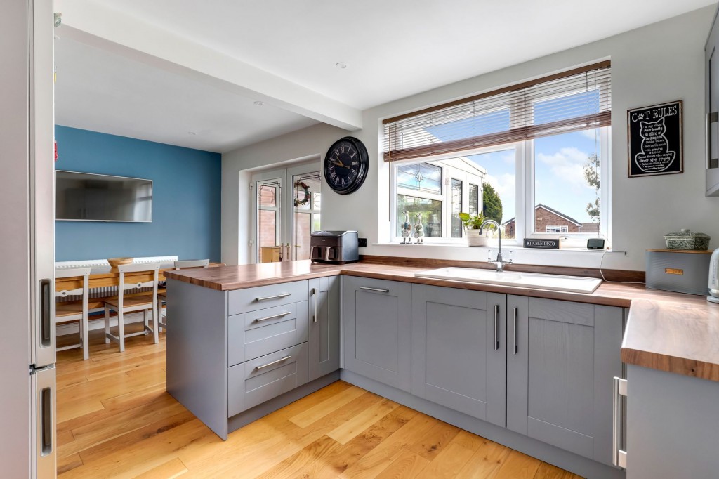 Dawlish Close, Hucknall, NG15
