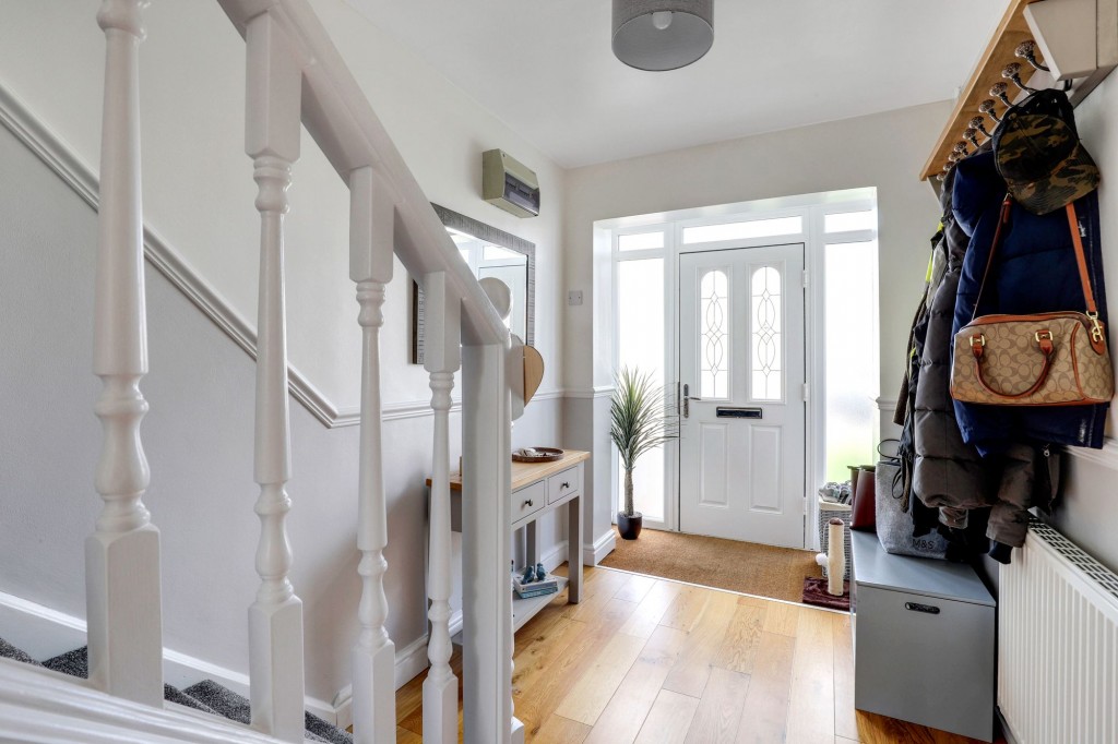 Dawlish Close, Hucknall, NG15