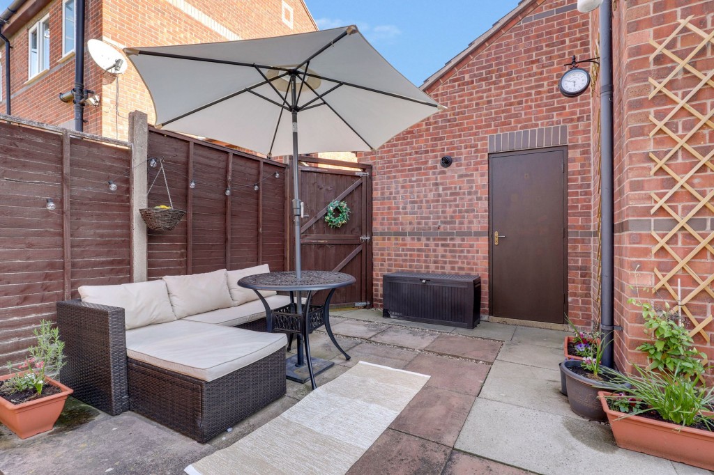 Hotspur Close, Nottingham, NG6