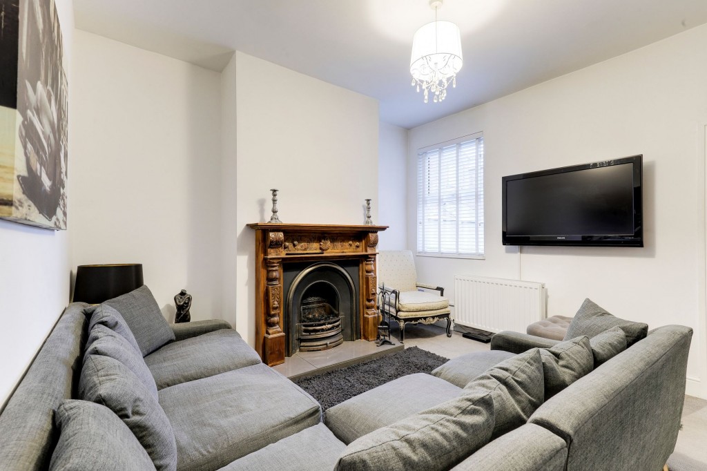 Doncaster Terrace, Nottingham, NG2