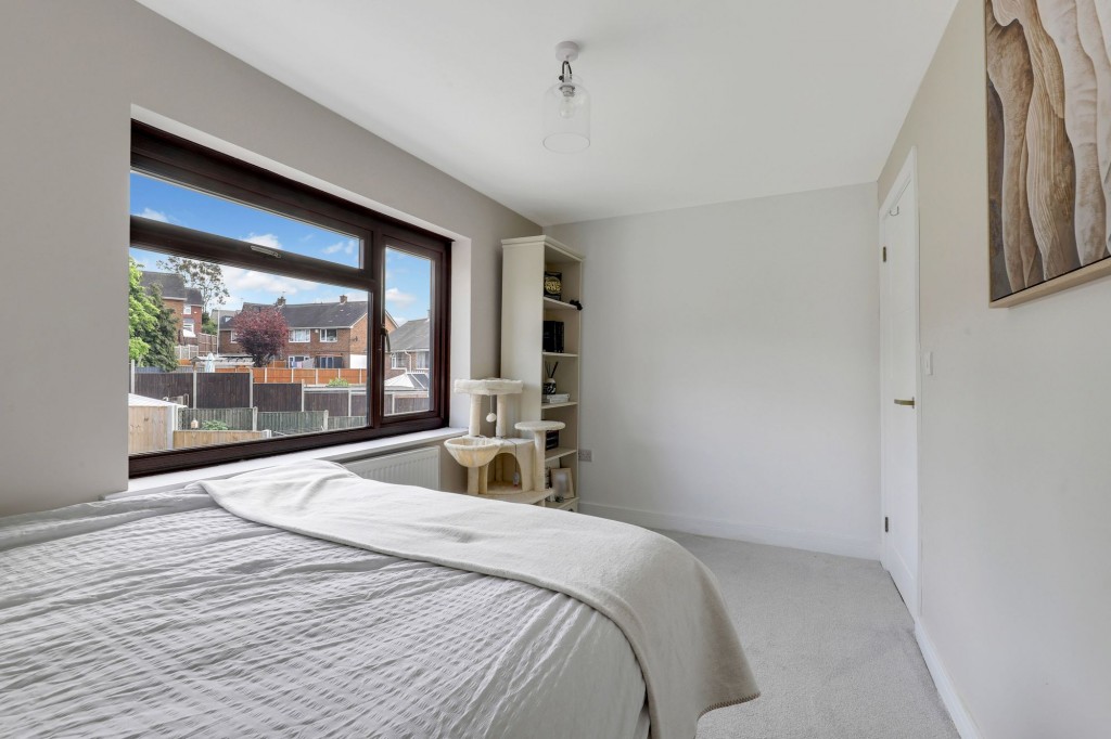 Newton Road, Gedling, NG4