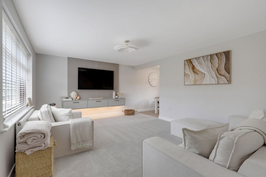 Newton Road, Gedling, NG4