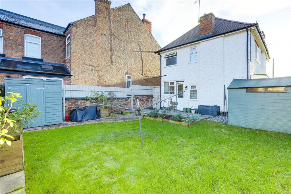 Station Road, Long Eaton, NG10