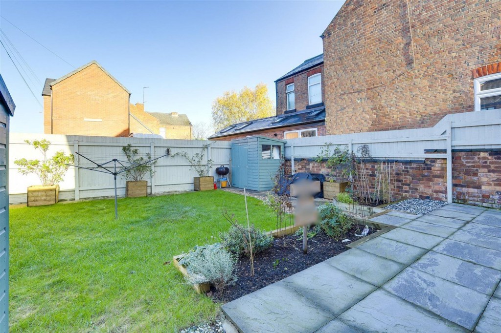 Station Road, Long Eaton, NG10