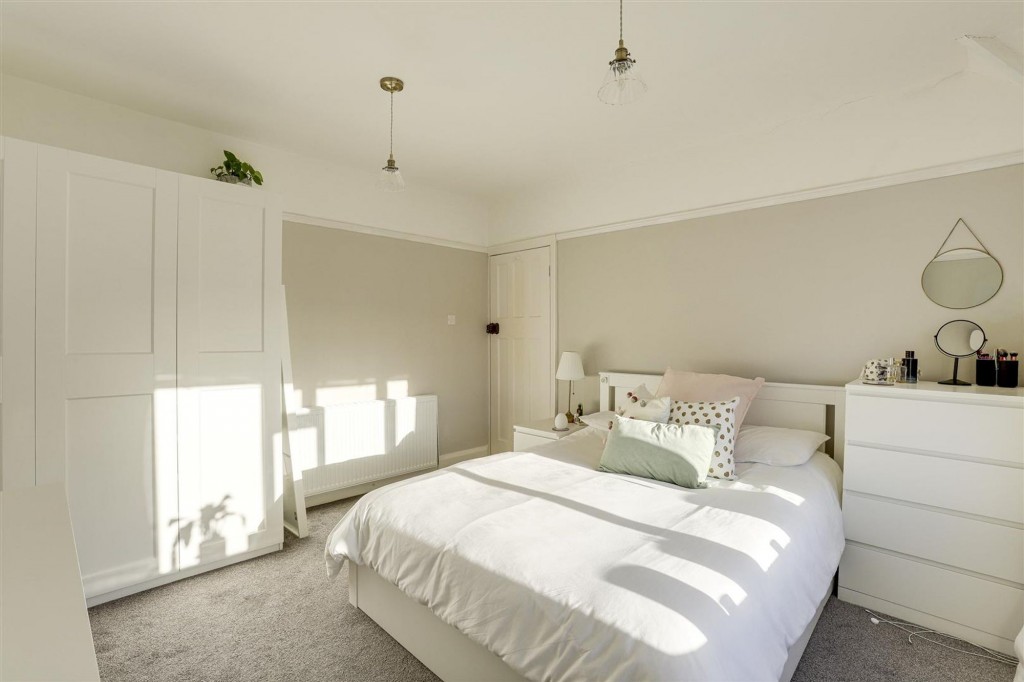 Station Road, Long Eaton, NG10