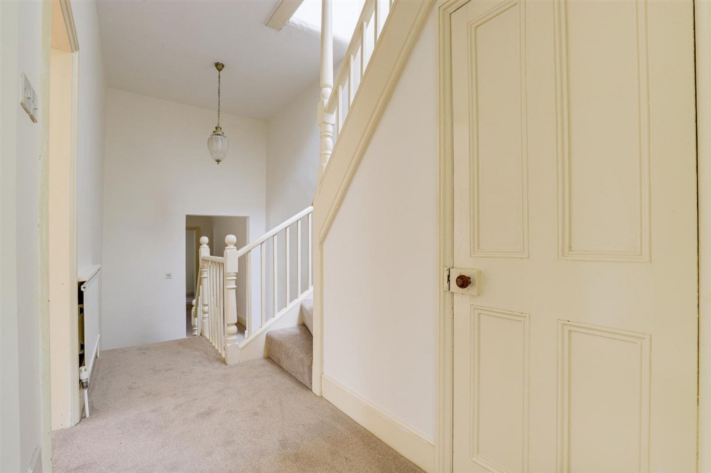 Nottingham Road, Lowdham, NG14