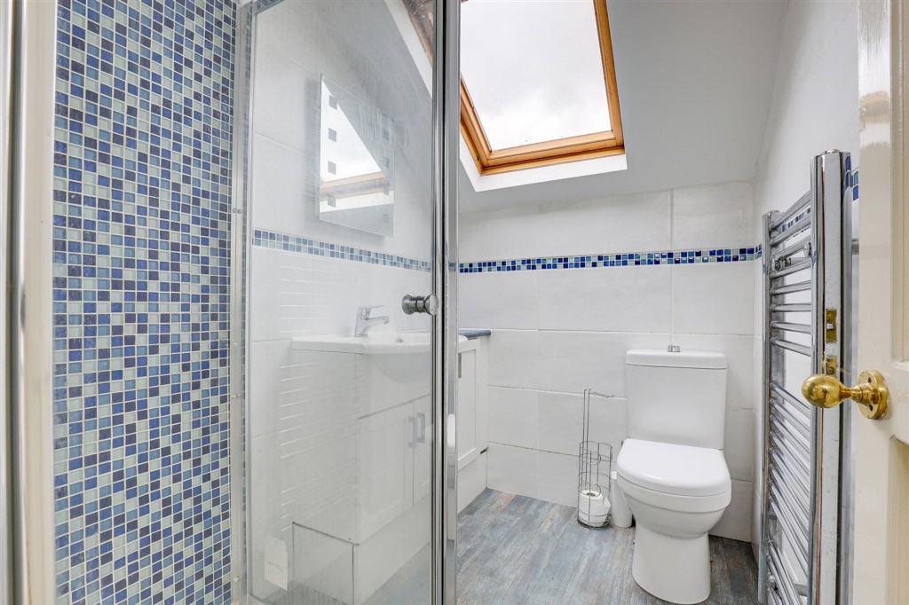 Nottingham Road, Lowdham, NG14