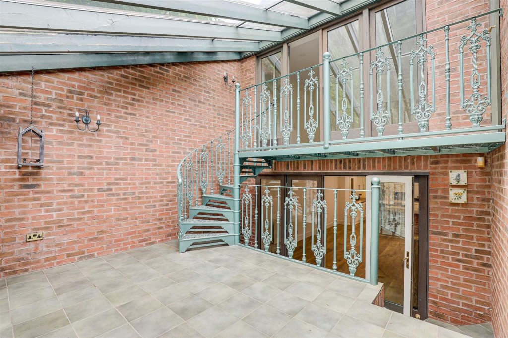 Nottingham Road, Lowdham, NG14