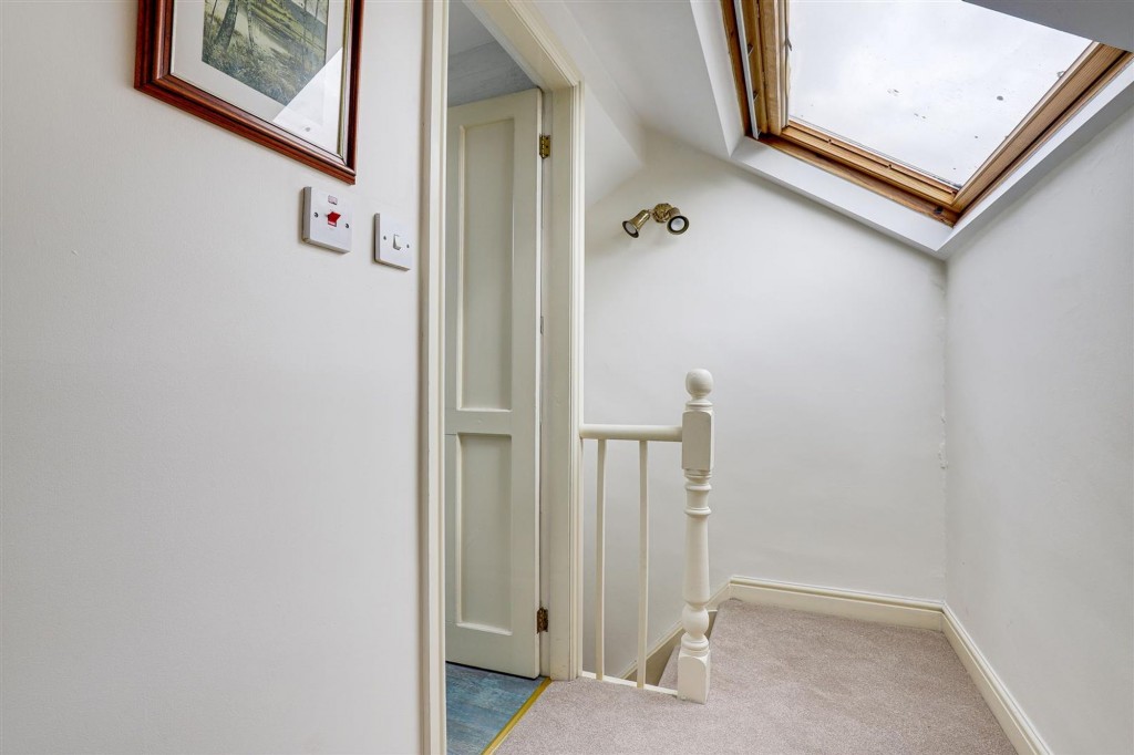 Nottingham Road, Lowdham, NG14