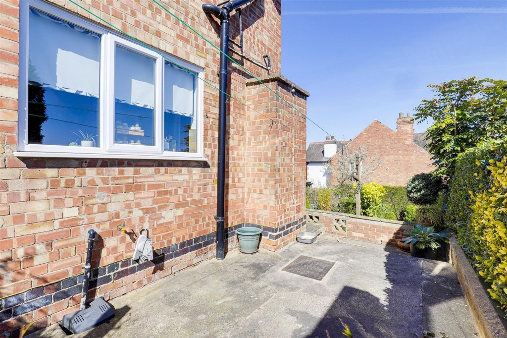 Moore Road, Mapperley, NG3