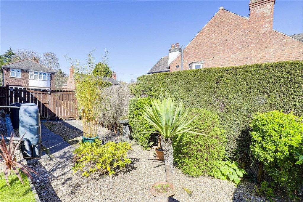 Moore Road, Mapperley, NG3