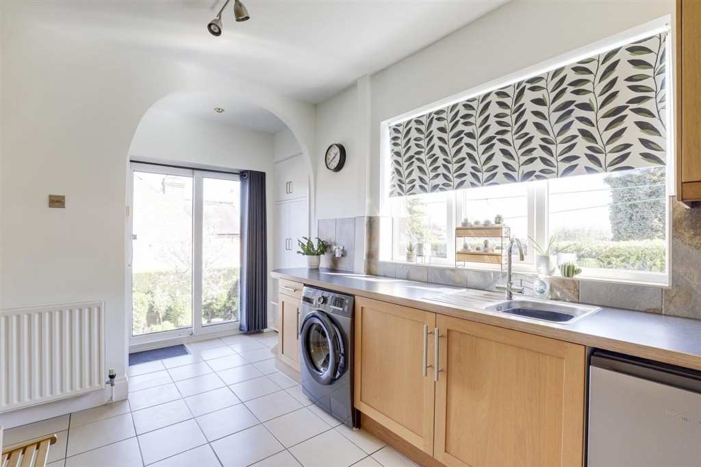 Moore Road, Mapperley, NG3