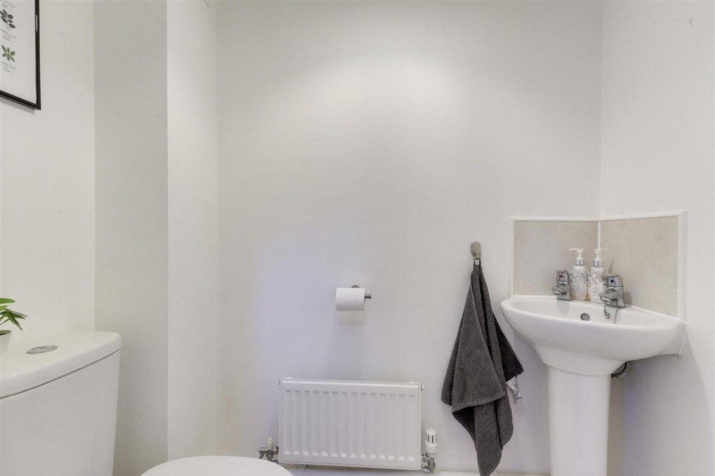 Lewis Crescent, Annesley, NG15