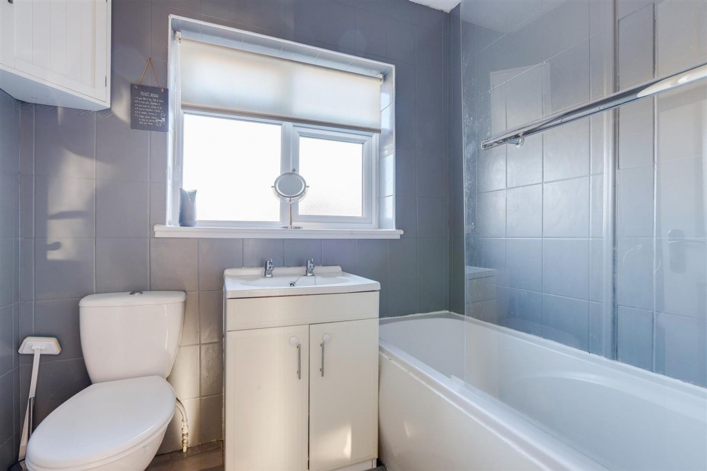 Barbara Square, Hucknall, NG15