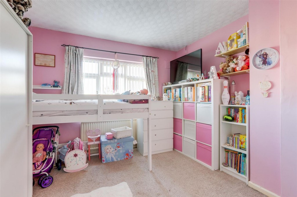 Barbara Square, Hucknall, NG15