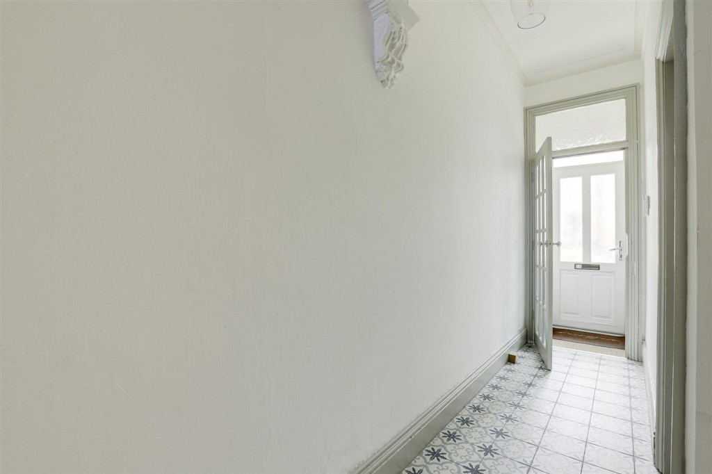 Melton Road, West Bridgford, NG2