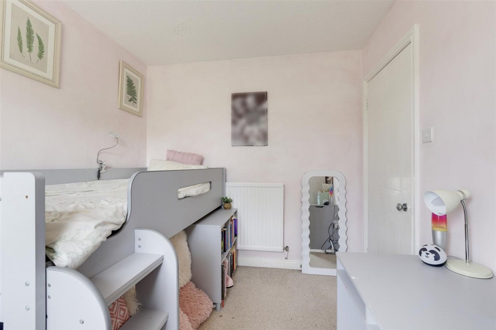 Dylan Thomas Road, Nottingham, NG5