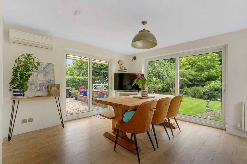 North Road, Ruddington, NG11