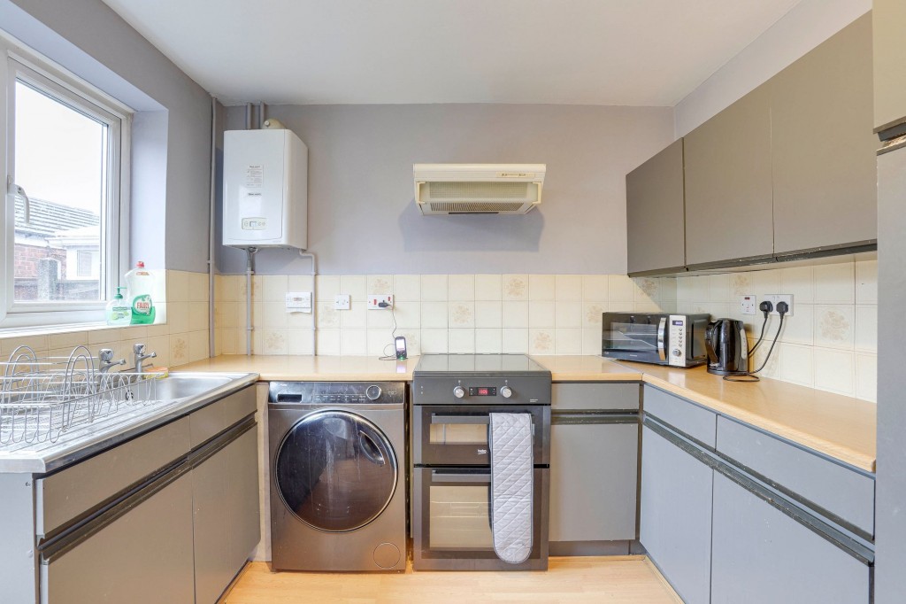 High Street Avenue, Arnold, NG5