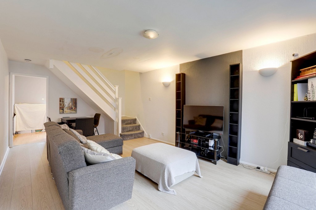 High Street Avenue, Arnold, NG5