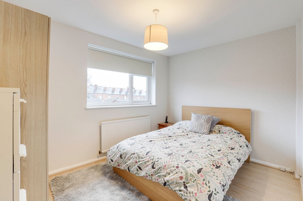 High Street Avenue, Arnold, NG5