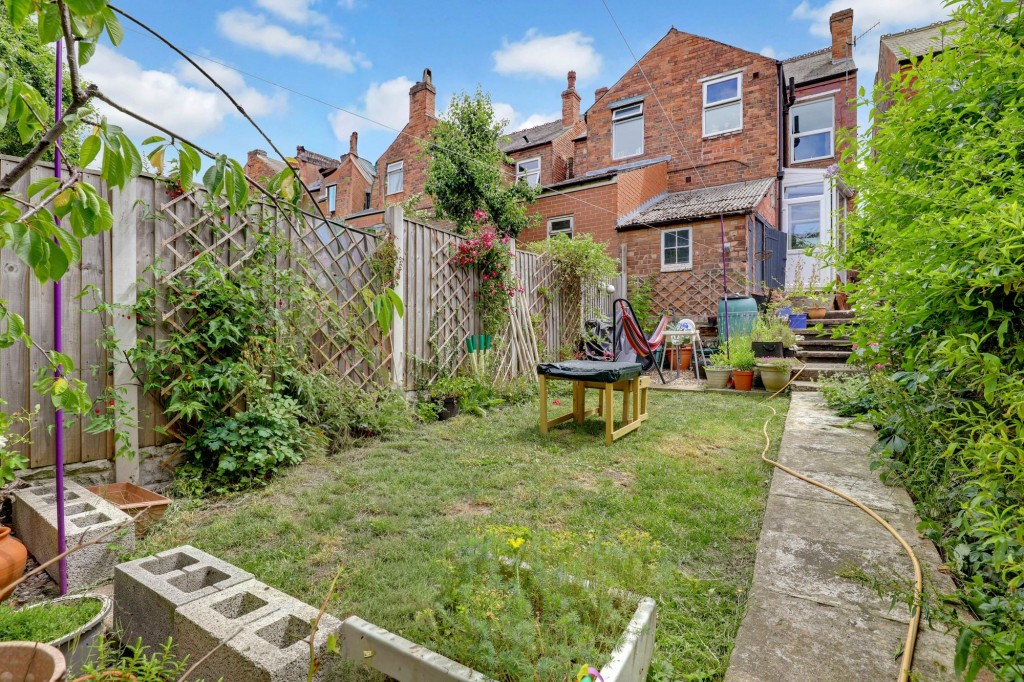 Carlton Road, Nottingham, NG3