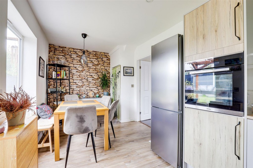 Staplehurst Drive, Nottingham, NG5