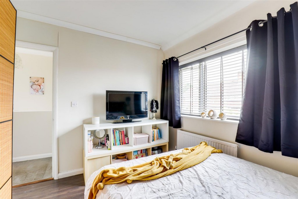 Staplehurst Drive, Nottingham, NG5