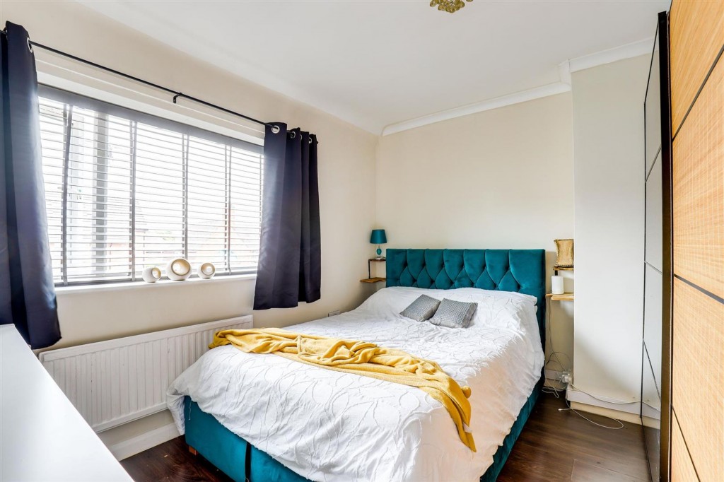 Staplehurst Drive, Nottingham, NG5