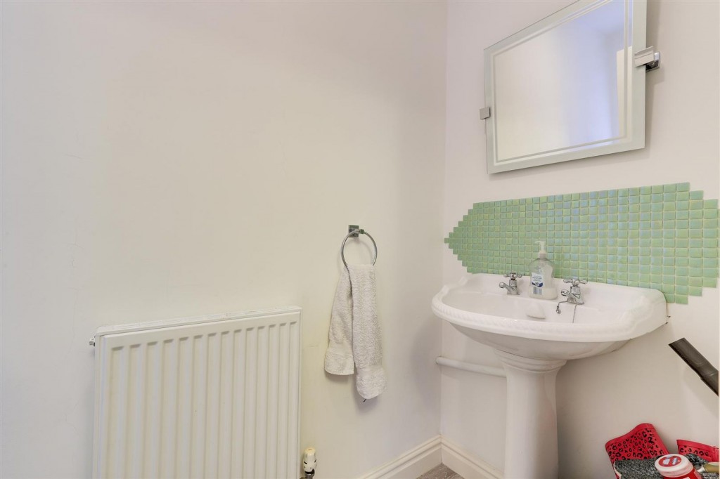 Fairway Drive, Nottingham, NG6