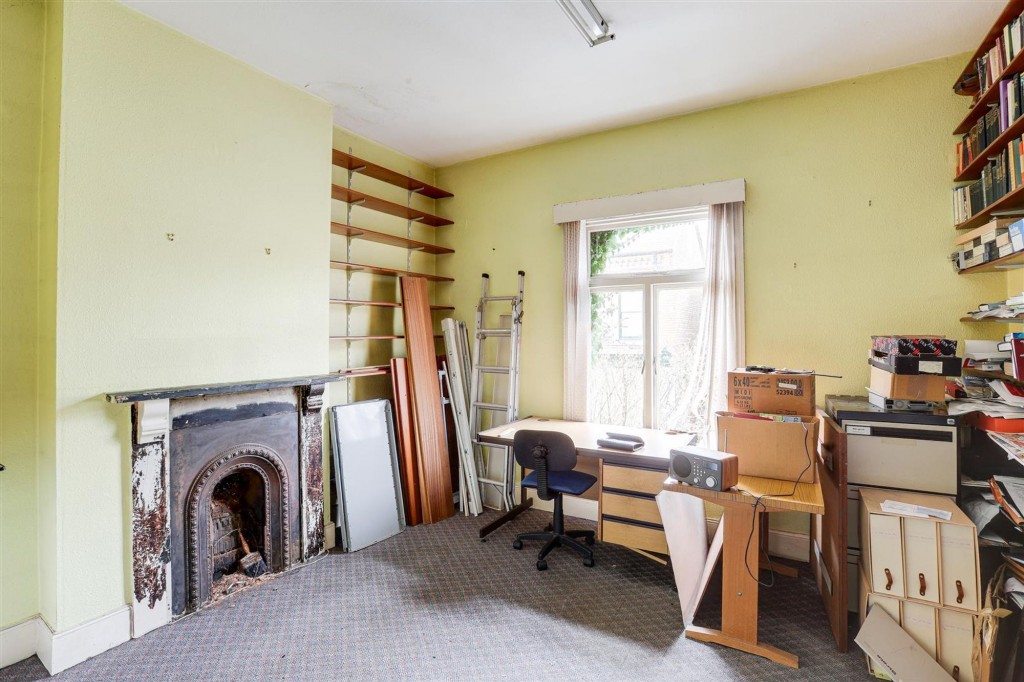 Wellington Street, Long Eaton, NG10