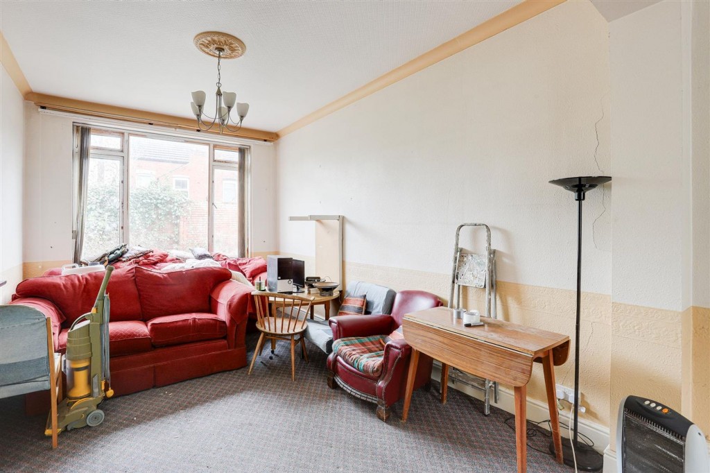 Wellington Street, Long Eaton, NG10