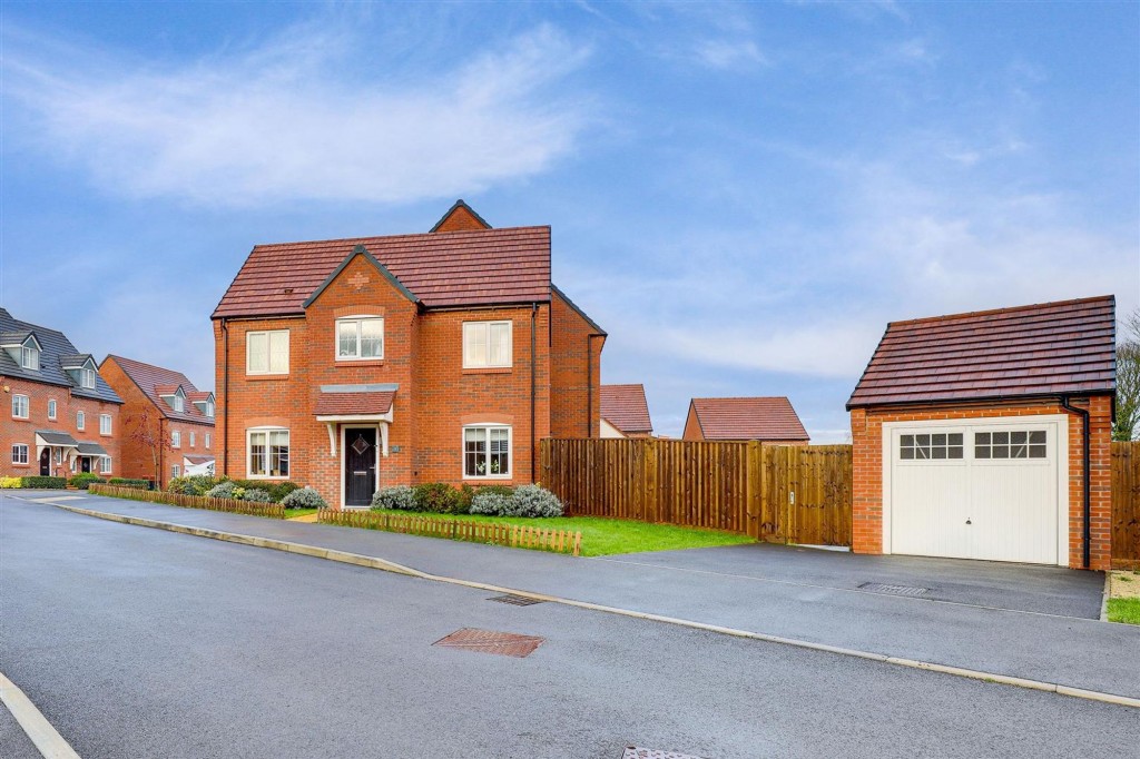 Hanover Court, Hucknall, NG15