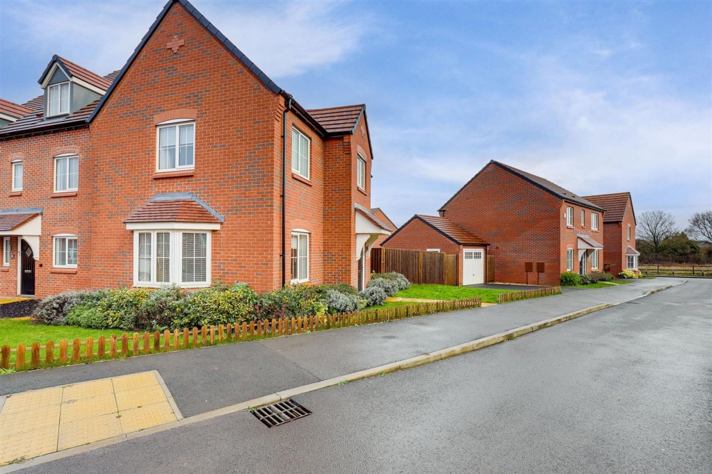 Hanover Court, Hucknall, NG15