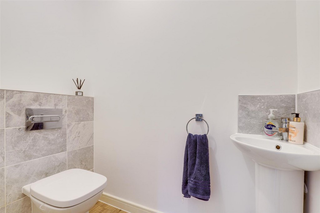 Hanover Court, Hucknall, NG15