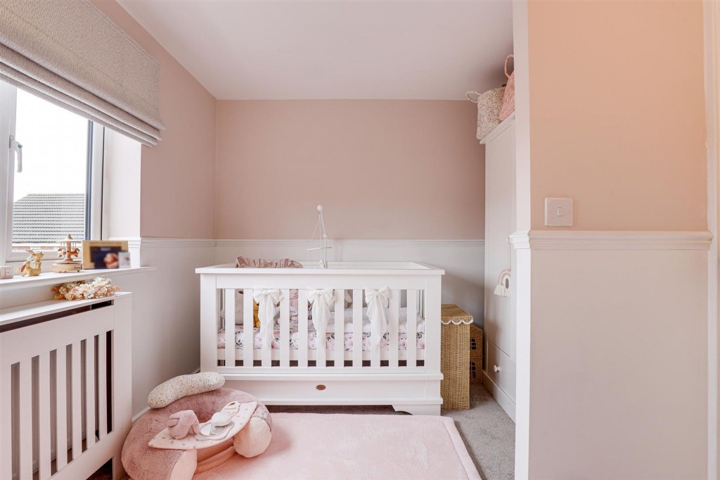 Lovesey Avenue, Hucknall, NG15