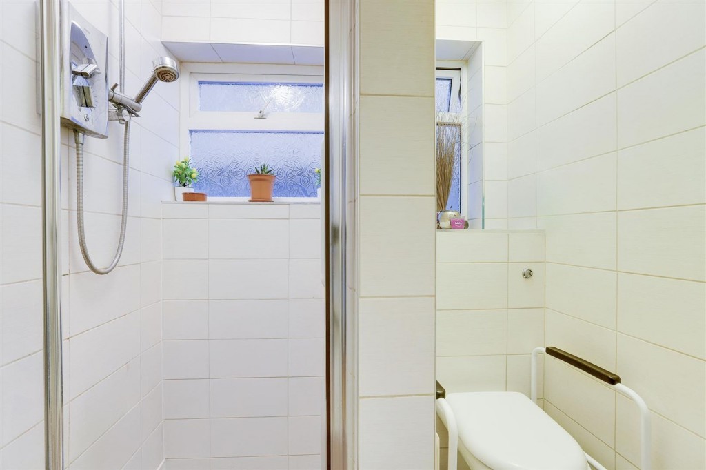 Oakfield Drive, Sandiacre, NG10